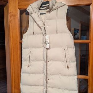 NWOT Zara Women's ECRU Puffer Vest